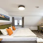 Apartmanhotel Uebernachten In Der Tenne