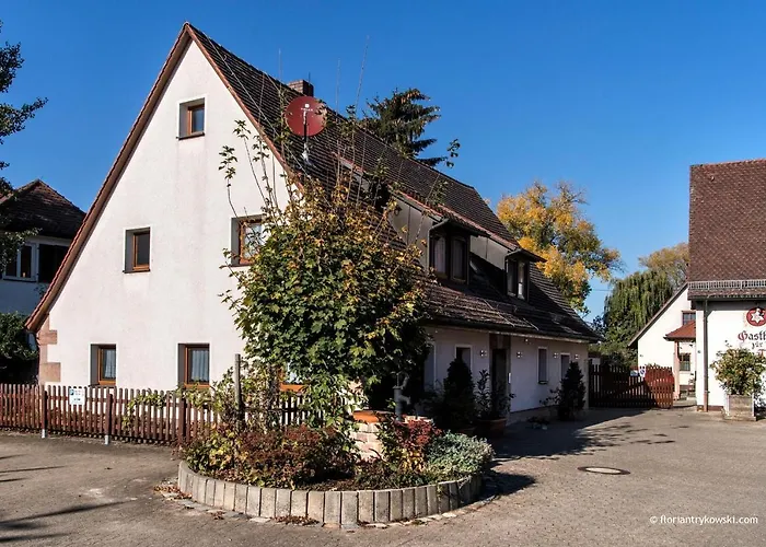 Aparthotel Uebernachten In Der Tenne Norimberk