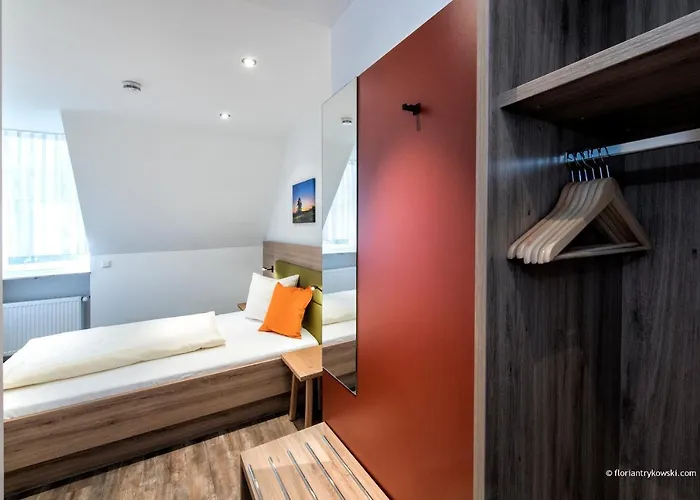 Aparthotel Uebernachten In Der Tenne 4*
